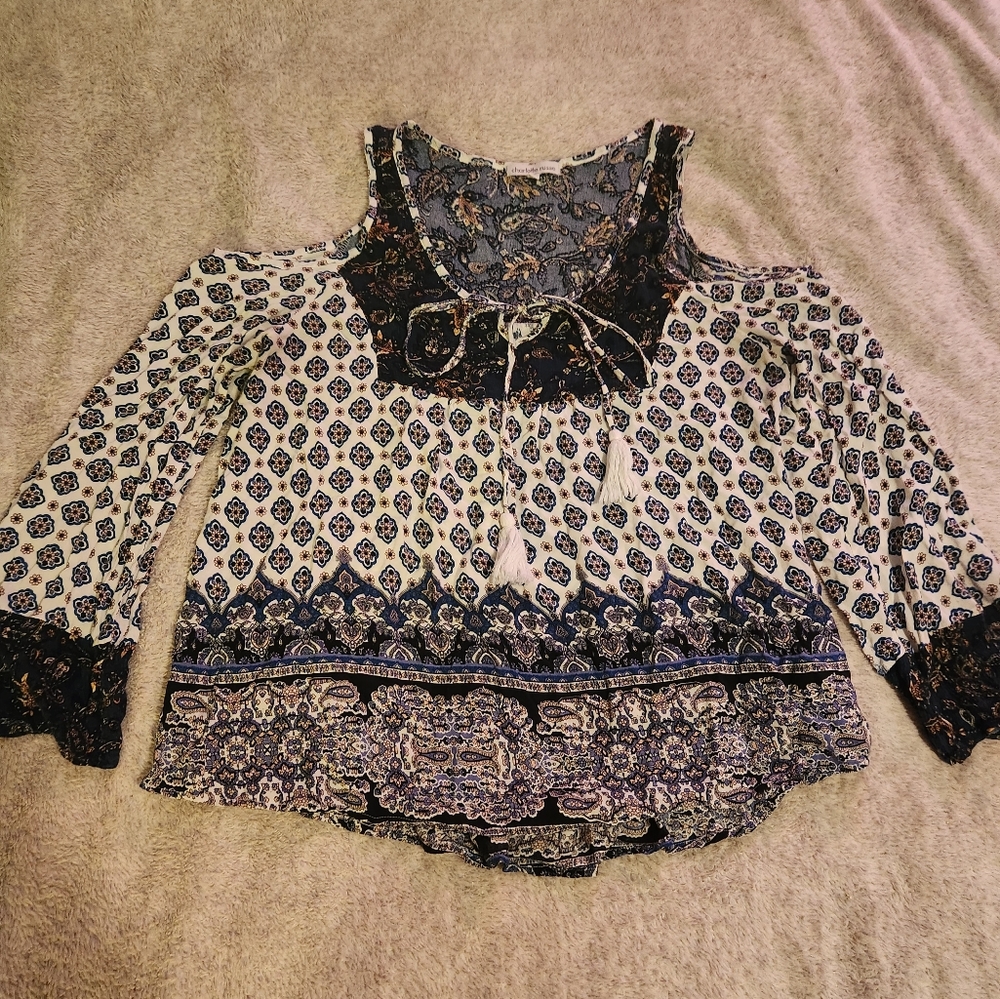 Charlotte Russe Cold Shoulder Boho Bohemian Paisley Top, Tassle Ties